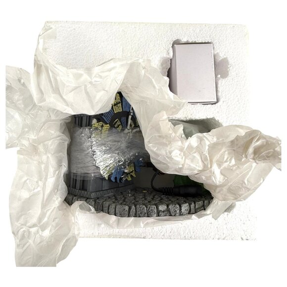 Dept 56 The Nightmare Before Christmas Oogie Boogie Gives A Spin Figurine New - Picture 2 of 11